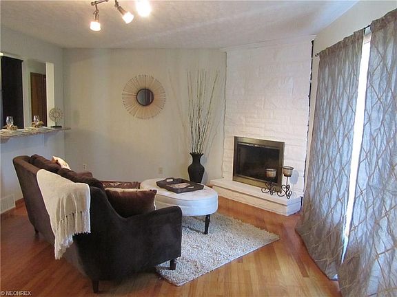 4th image of 9315 Highland Dr