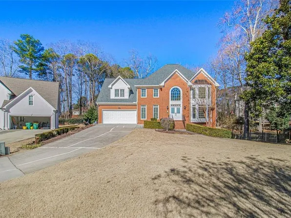 3830 Spalding Bluff Dr, Peachtree Corners, GA 30092