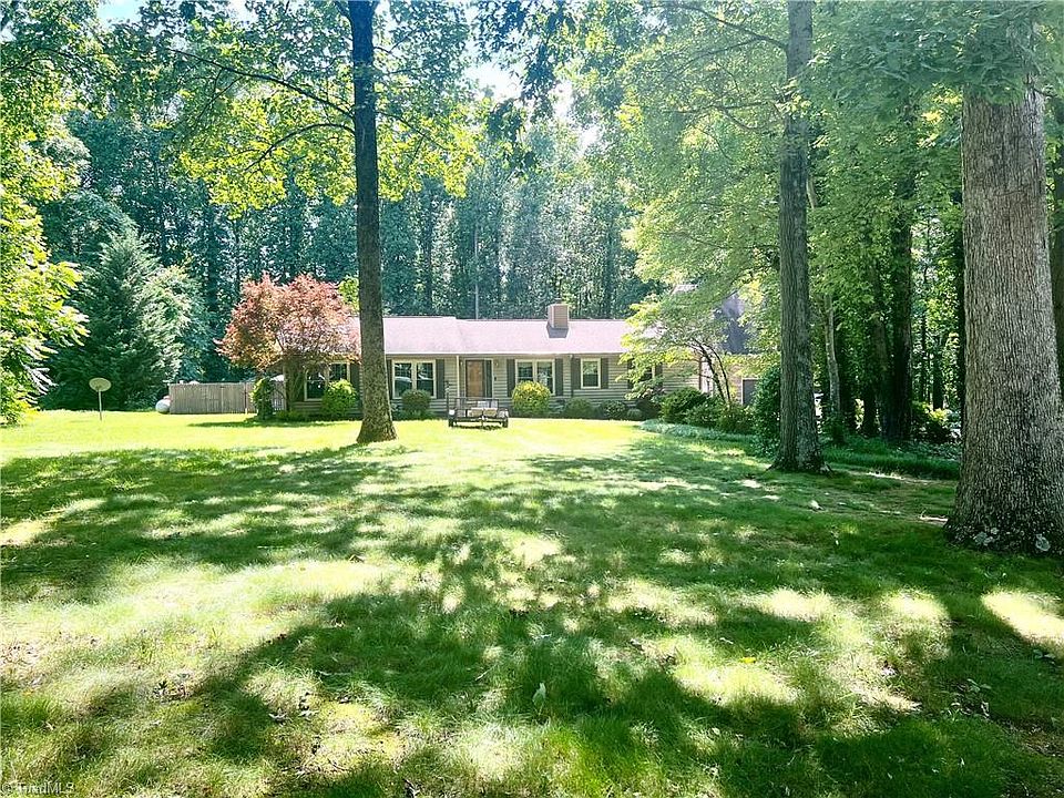 2nd image of 2832 Bevill Oaks Rd