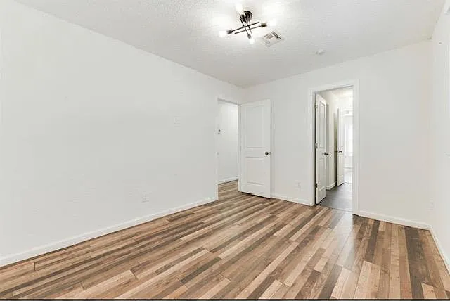 12213 Sylvester Dr — Photo 41