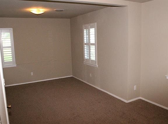 3rd image of 4421 Jane Anne St