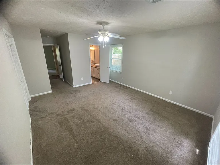 105 Kimberly Dr — Photo 13
