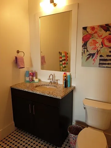 Swallowtail Flats Apartments — Photo 40