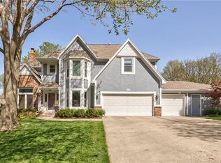 7530 Pflumm Rd, Lenexa, KS 66216