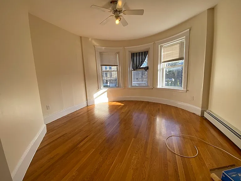 56 Cummings Rd #4 — Photo 16