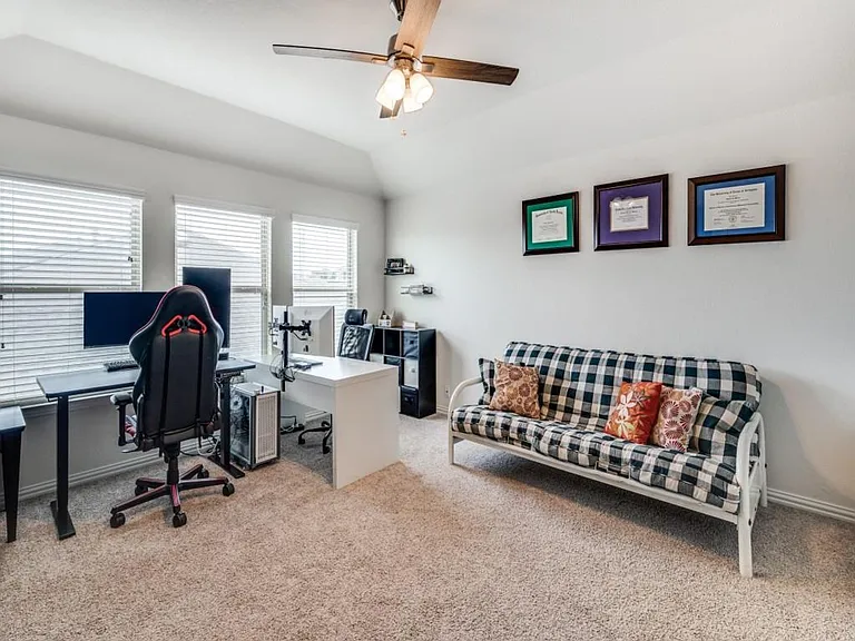 9108 Bronze Meadow Dr — Photo 19