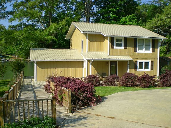 2nd image of 145 Quail Hollow Pt