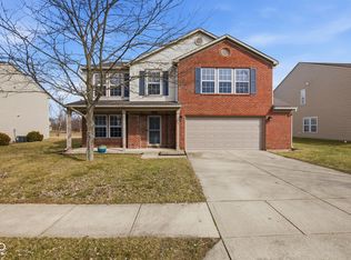 5817 Grassy Bank Dr, Indianapolis, IN