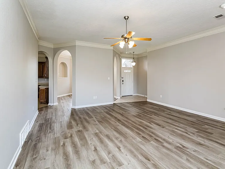 4187 Destin Dr — Photo 8