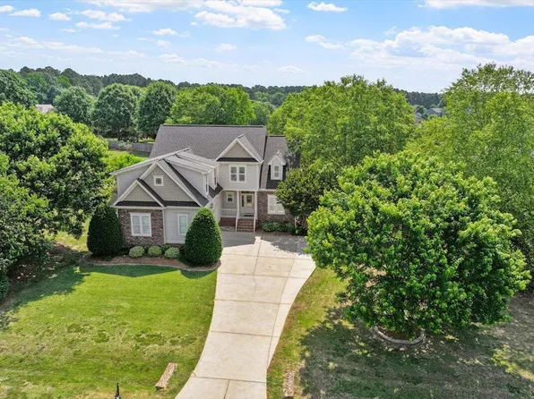 2111 Stone Pasture Rd, Fuquay Varina, NC 27526