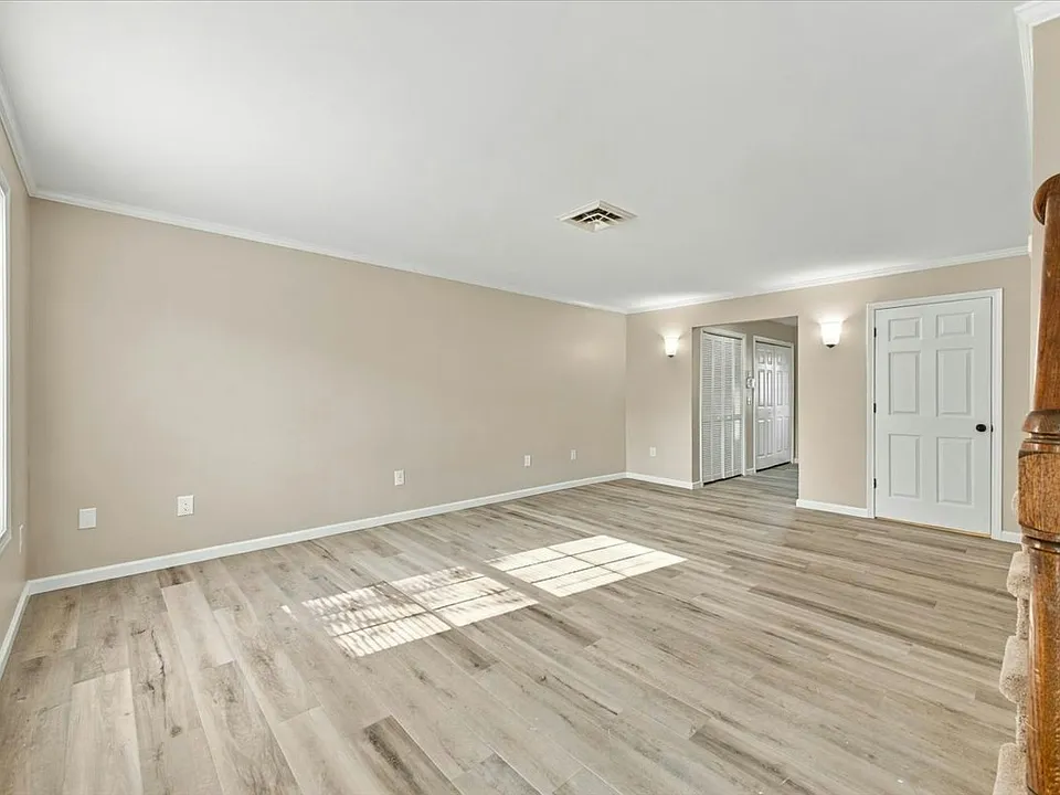 Living/ Dining Combo
