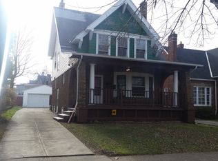 3270 Yorkshire Rd, Cleveland Heights, OH 44118
