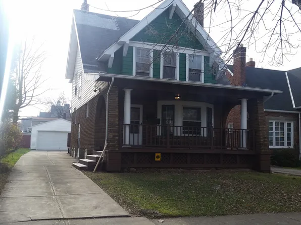 3270 Yorkshire Rd, Cleveland Heights, OH 44118