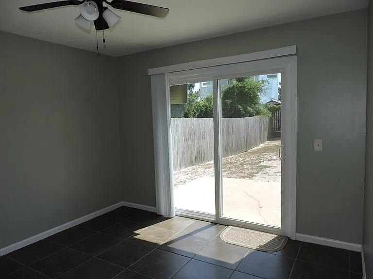 5931 Pinetree Ave #5931 — Photo 29