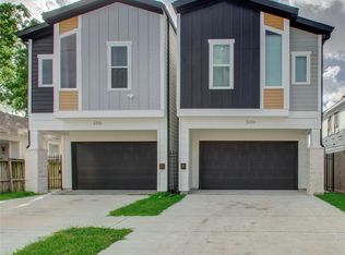 3206 Live Oak St, Houston, TX 77004