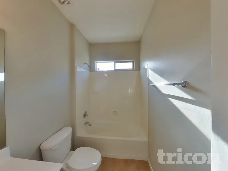 17345 W Watkins St — Photo 15