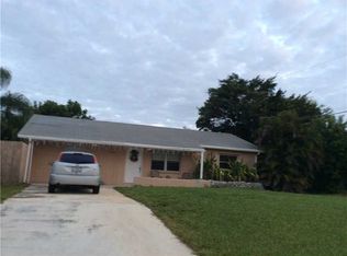 3373 Hurricane Dr, Lake Worth, FL 33462