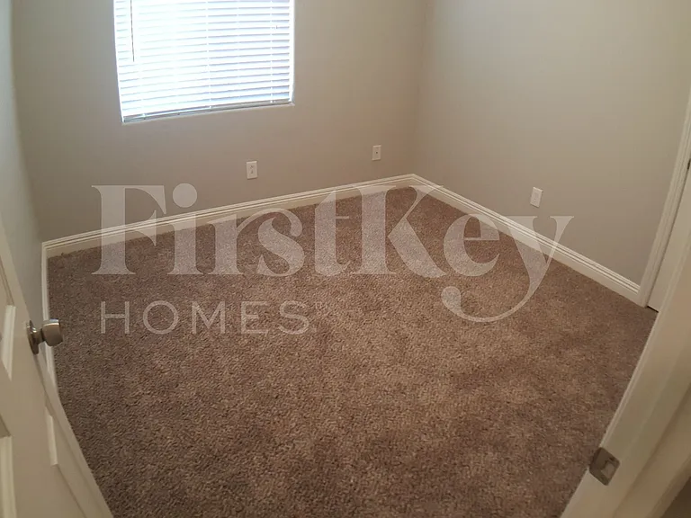 5728 Hornbrook St — Photo 16