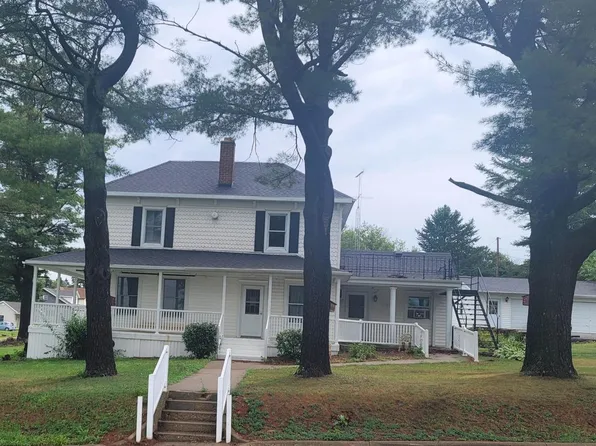 535 Spring St, Highland, WI 53543