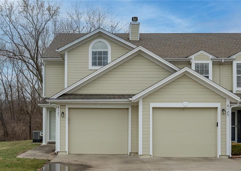 1st image of 6127 NE Moonstone Ct