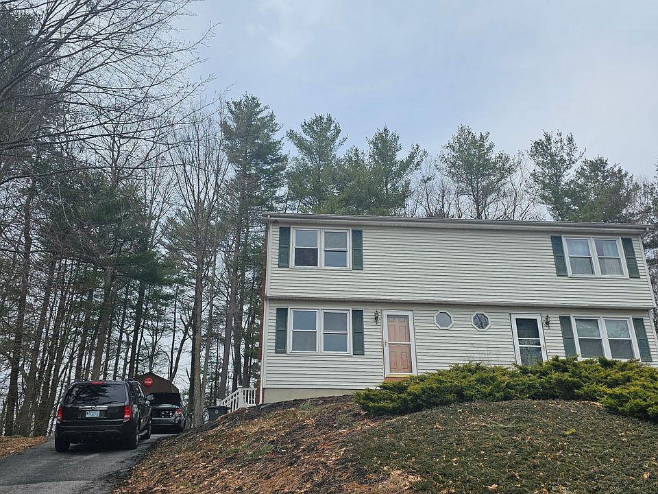 1st image of 9 Lincoln Dr #A