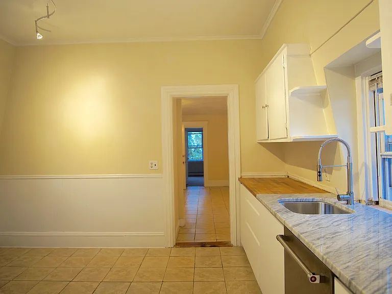 137 Sutton St #2A — Photo 9