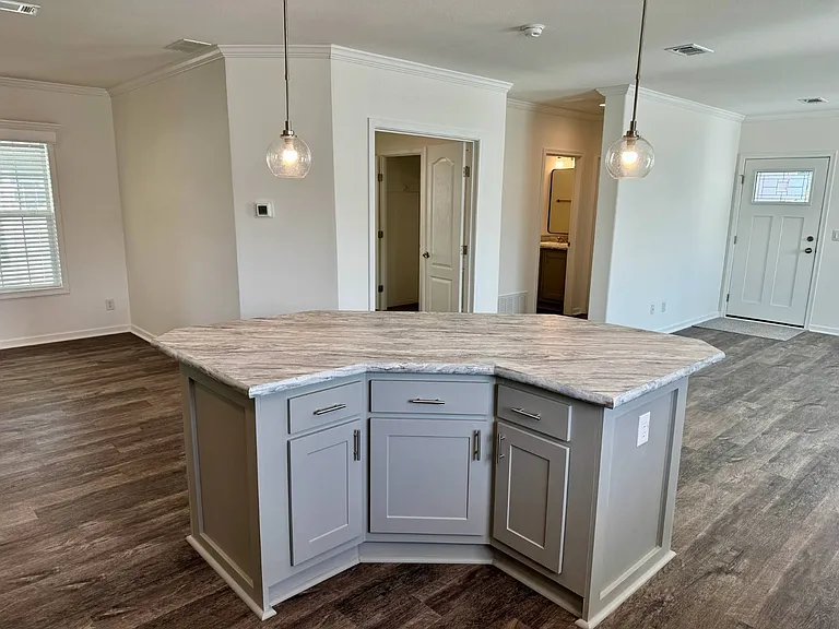 1270 Plymouth Pl — Photo 8