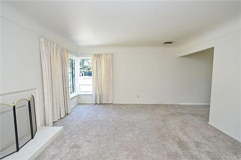2 bed, 860 sqft, $2,150 — Photo 4