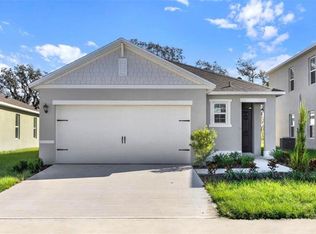 4213 Evernia Rd, Tavares, FL 32778