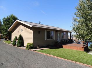 39235 Sun Rdg N, Seven Bays, WA 99122