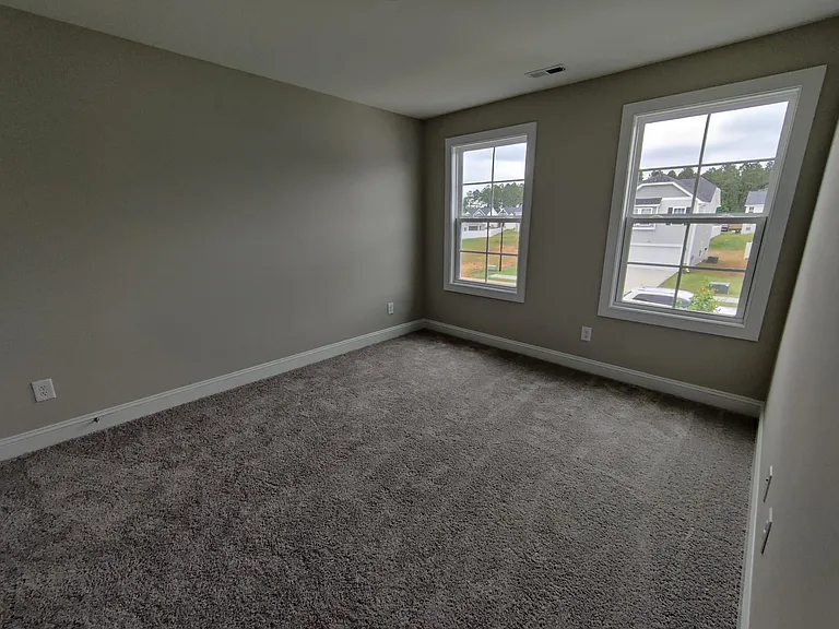 104 Wicklow Ct — Photo 13