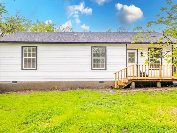 2816 Edgar St, Greenville, TX 75401