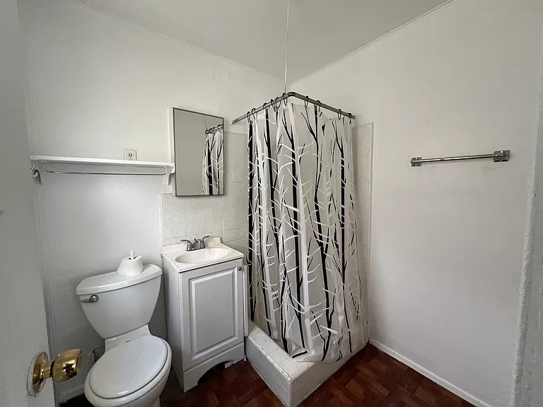 749 Seacoast Dr — Photo 7