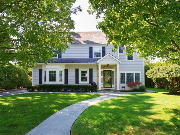 110 Brompton Road, Garden City, NY 11530