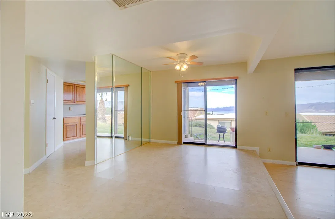 3 bed, 2.0 bath, 1524 sqft, $2,495 — Photo 4