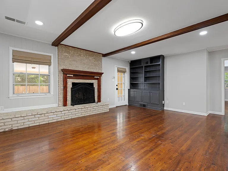 1539 Brookside Dr — Photo 23