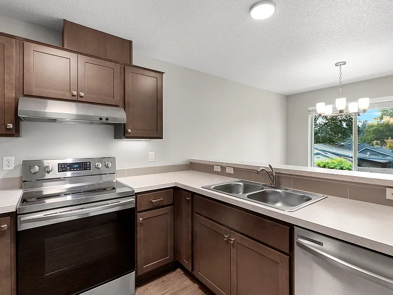Kitchen 5
