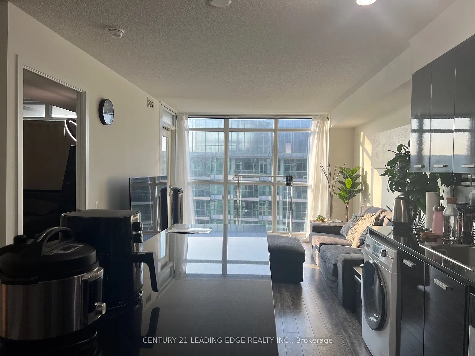 19 Singer Ct — Photo 3