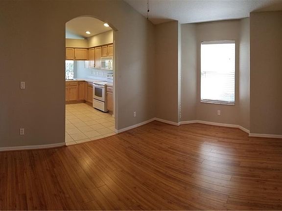 5th image of 13154 Norman Cir
