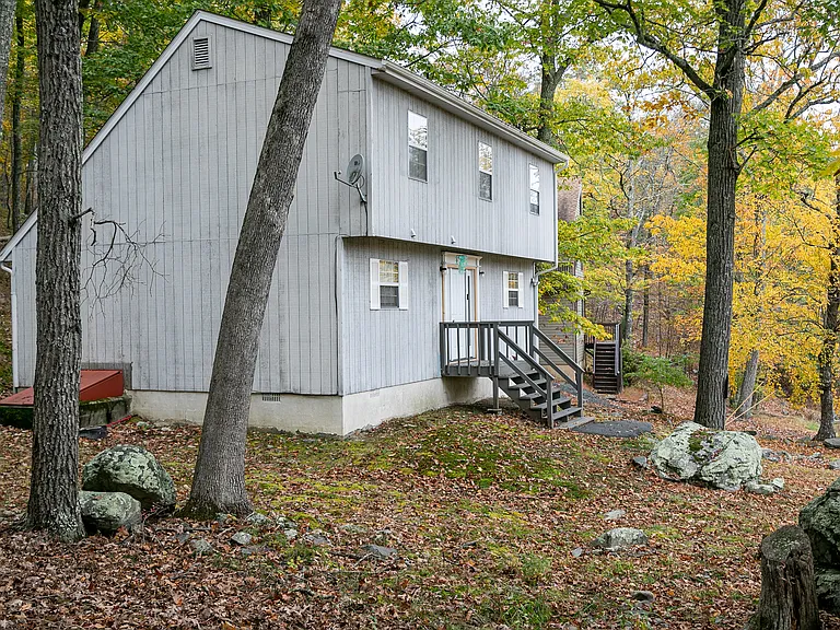 115 Sterling Cir — Photo 29