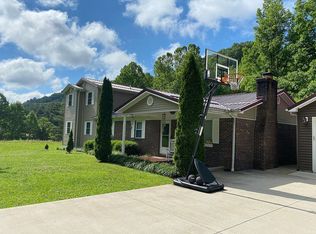 1745 Pawpaw Rd, Manchester, KY 40962