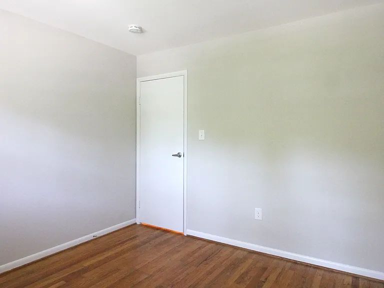 6211 Duntley Ct — Photo 38