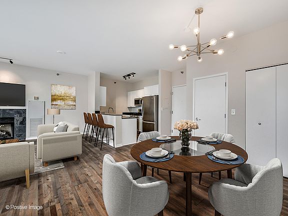 5th image of 1546 N Orleans St APT 803