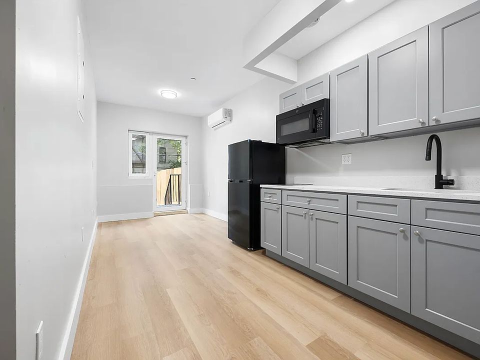 2nd image of 280 Linden Blvd #1F