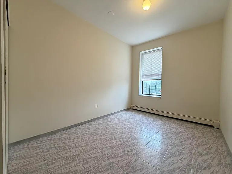 182 Bay 22nd St #4F — Photo 8