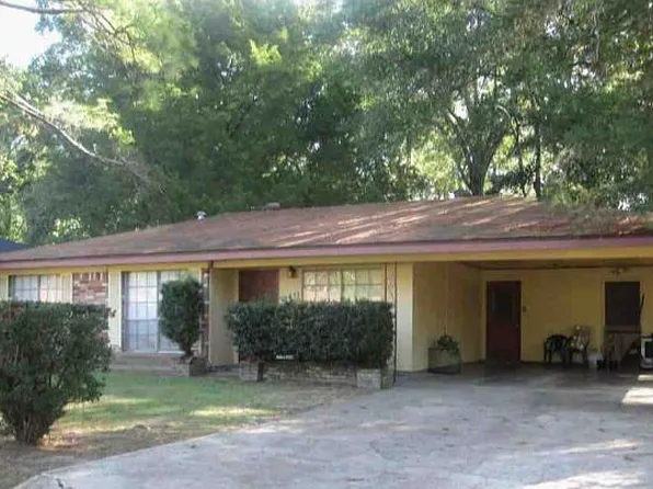 120 Radcliffe Dr, Lafayette, LA 70501