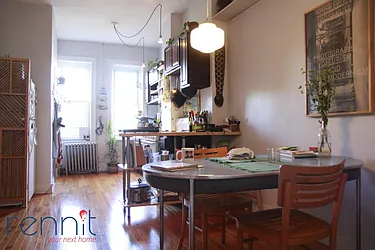 Rented by Rennit Inc.