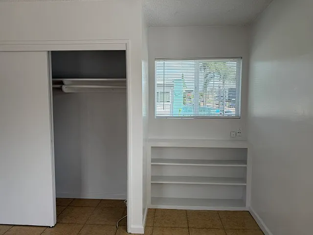 1476 La Playa Ave #J — Photo 8