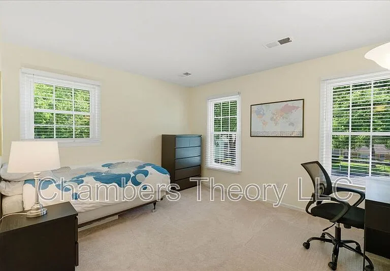 9902 Madrigal Way — Photo 17