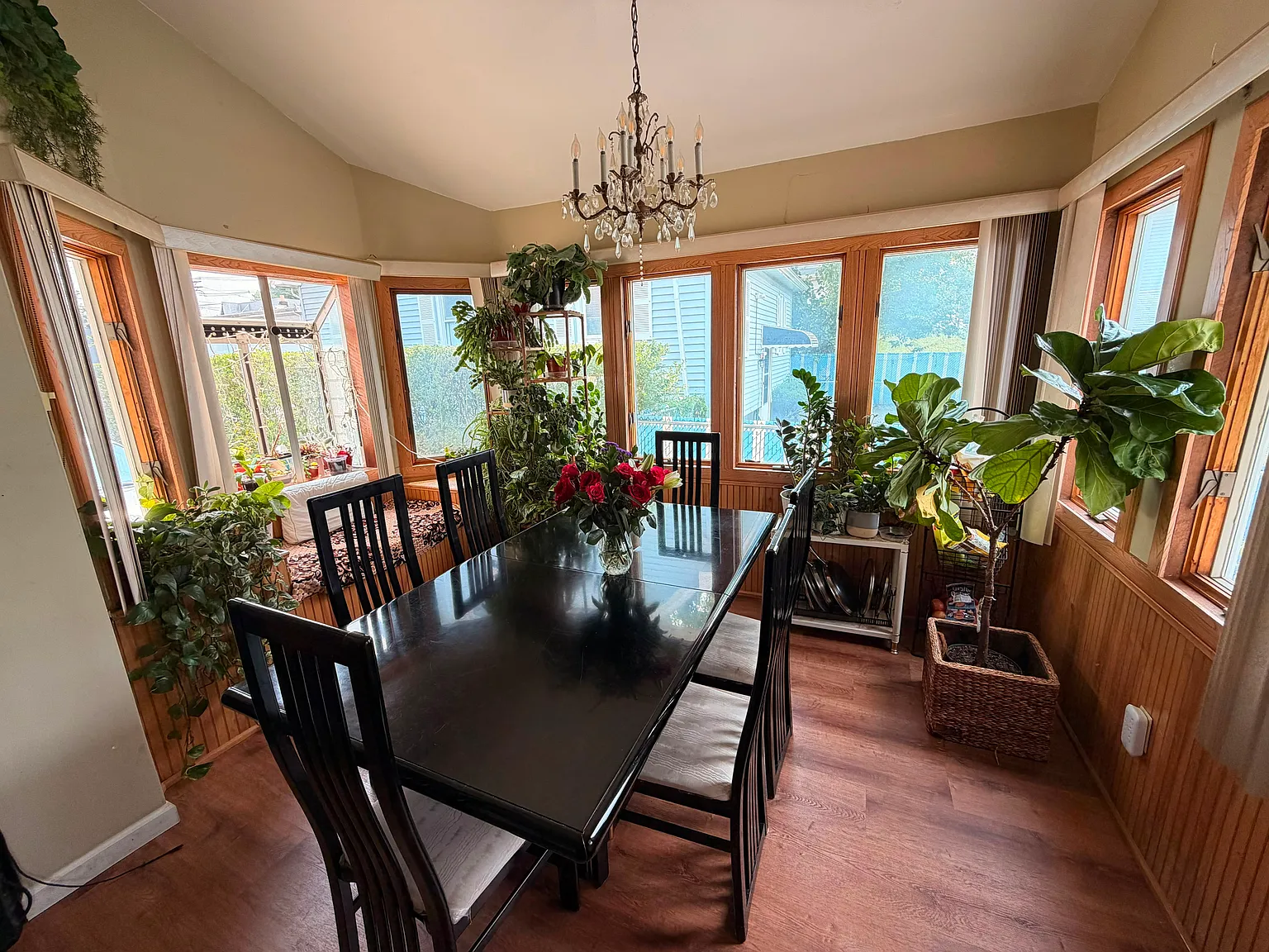 4 bed, 1850 sqft, $3,600 — Photo 4